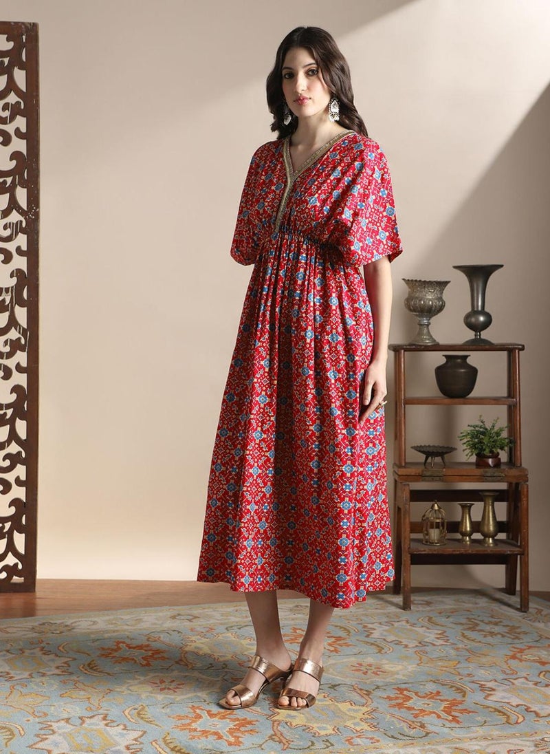 Globus Women Fuchsia V-Neck Kimono Sleeves Ethnic Print Lace Detail Fit & Flare Midi Fusion Dress - Image 3